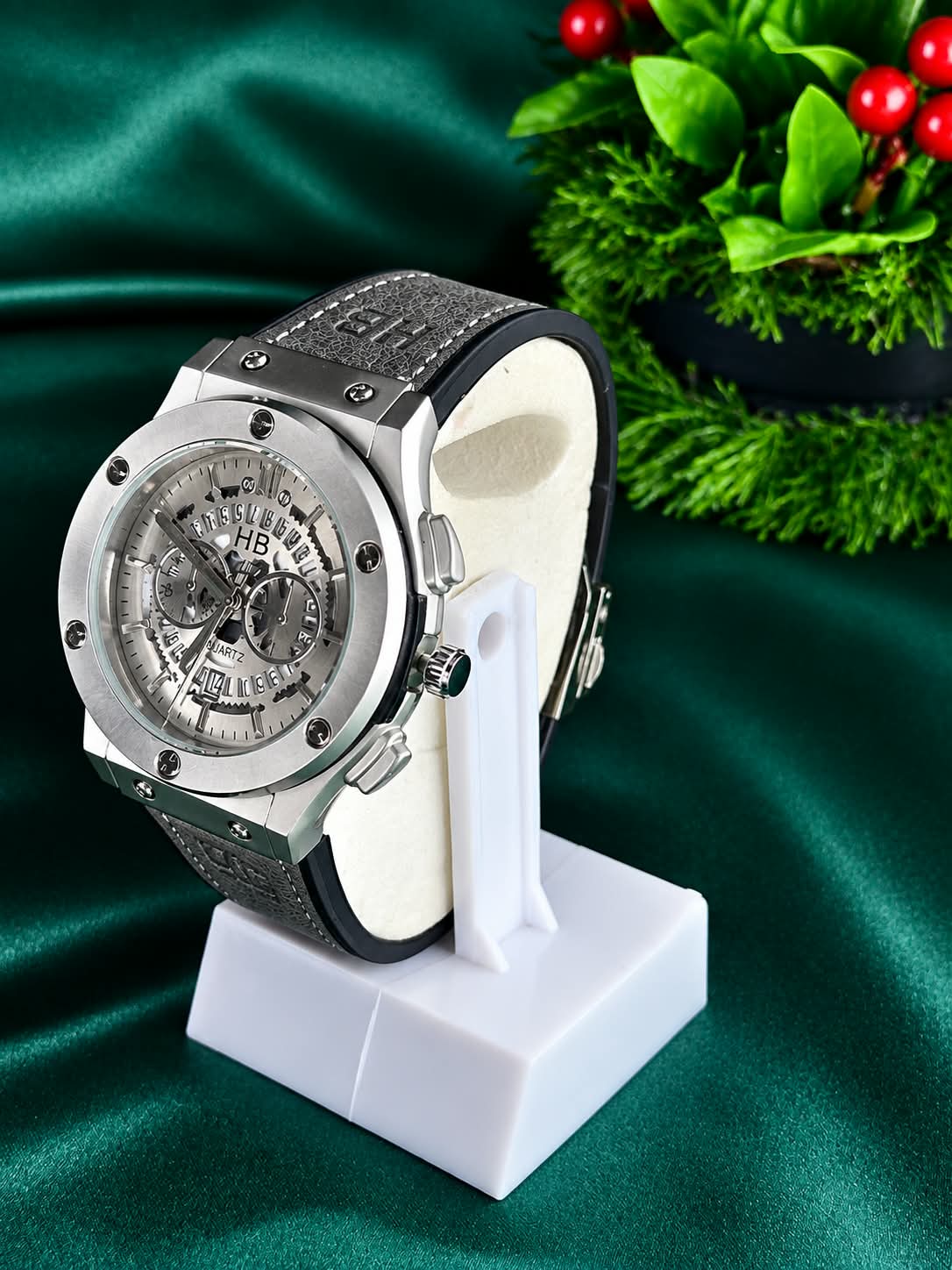 HB Luxury Chronograph Watch – Leather Strap with Master Lock