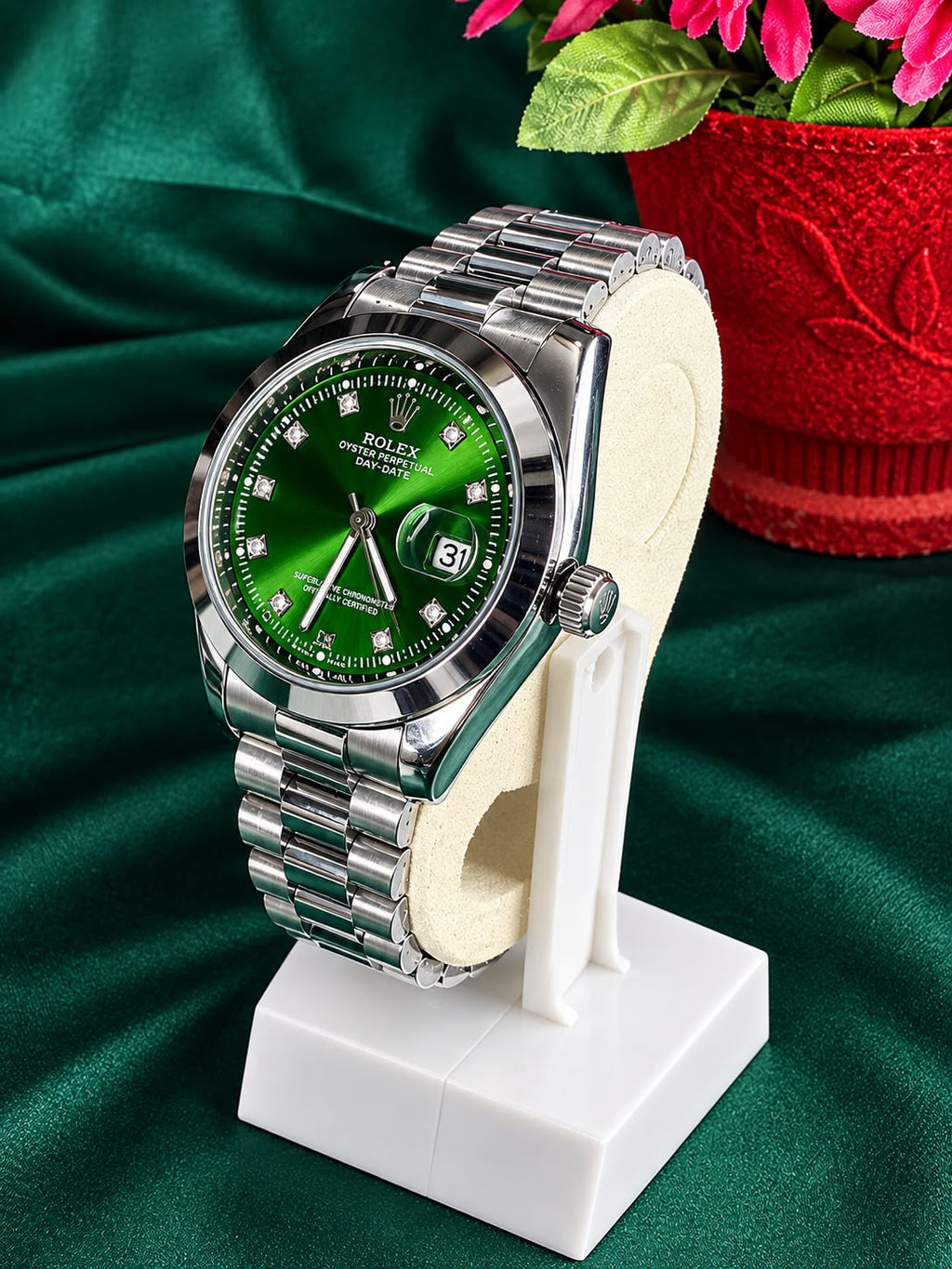 Rolex Luxury-Style Men’s Green & Silver Watch – Butterfly Lock