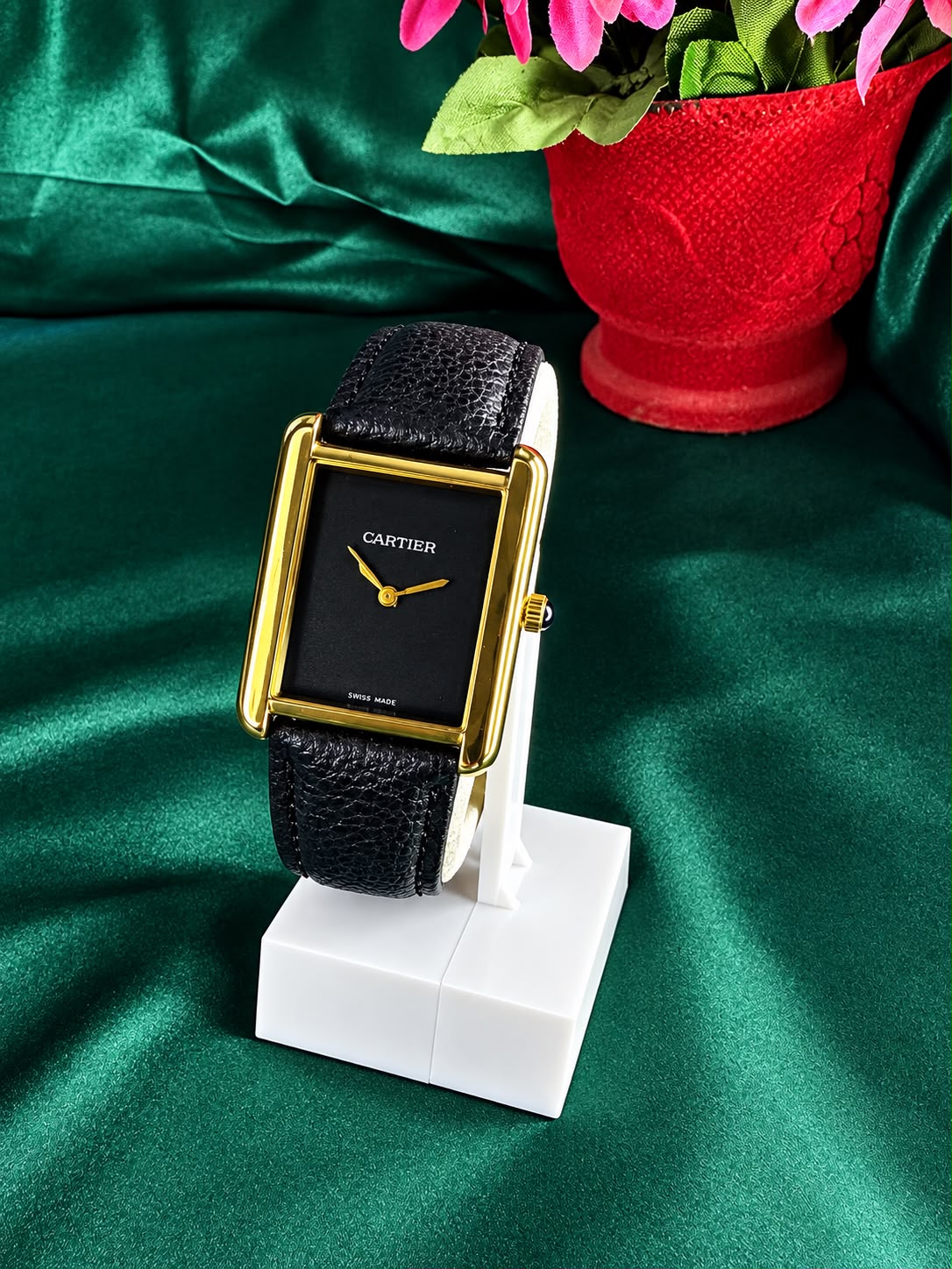 CARTIER Royal Elegance Luxury Men’s Watch – Black Leather & Gold Edition
