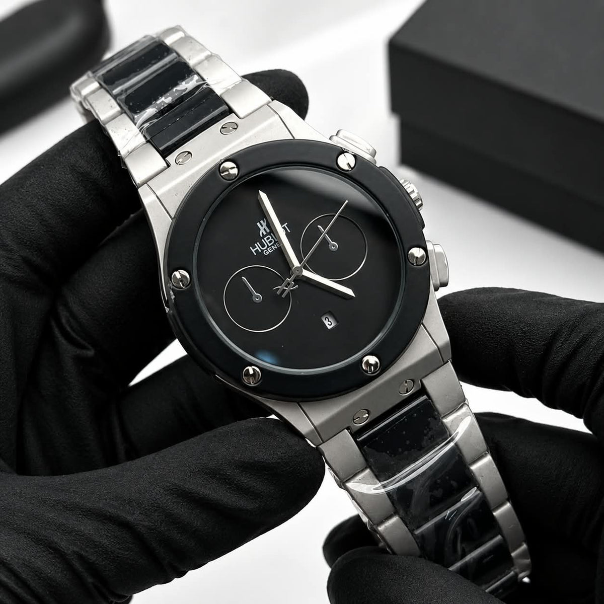 HUBLOT MATE CASE PREMIUM WATCH WITH PREMIUM MASTER LOCK